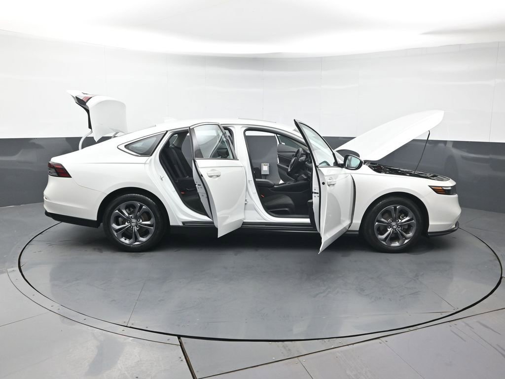 Certified 2023 Honda Accord EX image 48