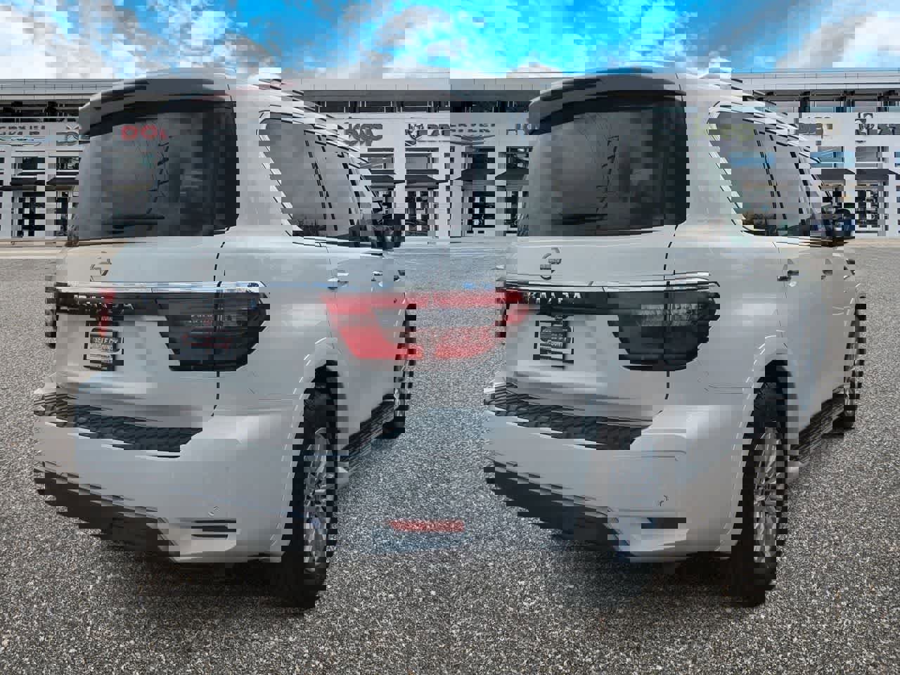 Used 2021 Nissan Armada SV image 8