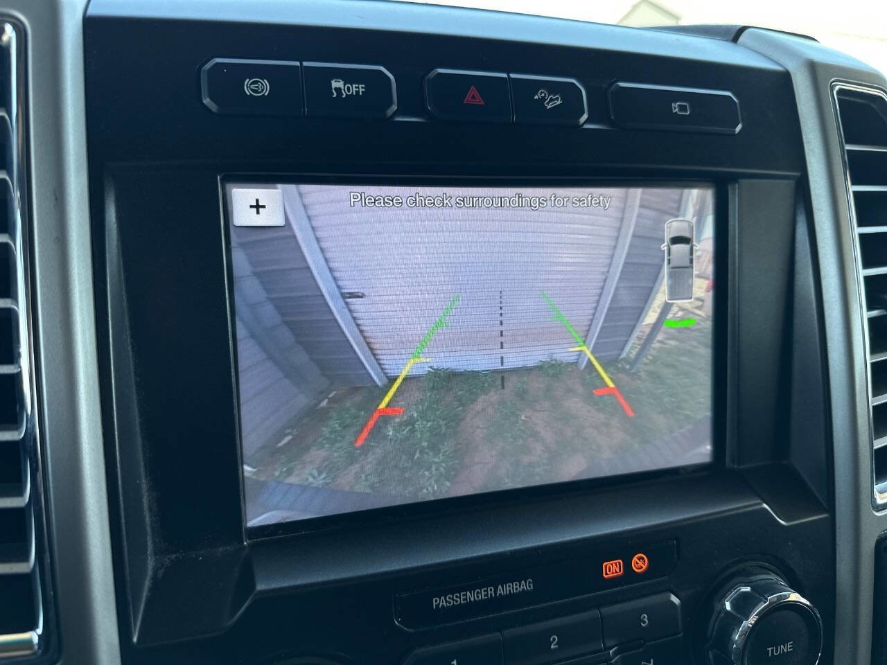 Used 2017 Ford F350 Lariat w/ Lariat Value Package image 22