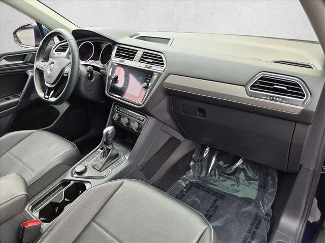 Used 2021 Volkswagen Tiguan SE w/ Panoramic Sunroof Package AWD/4WD image 22