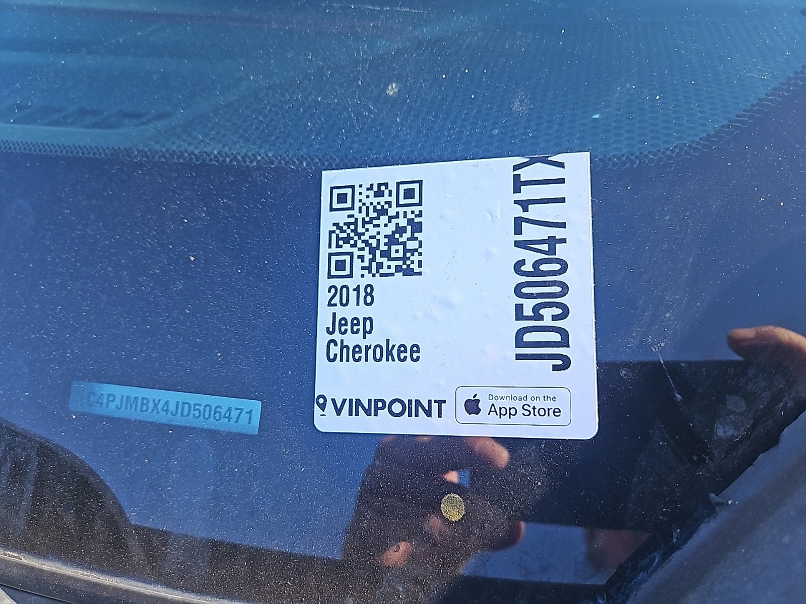 Used 2018 Jeep Cherokee Trailhawk w/ Comfort/Convenience Group image 15