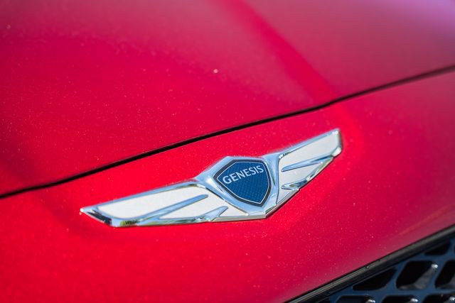 Used 2022 Genesis G70 3.3T w/ Sport Prestige Package AWD/4WD image 13
