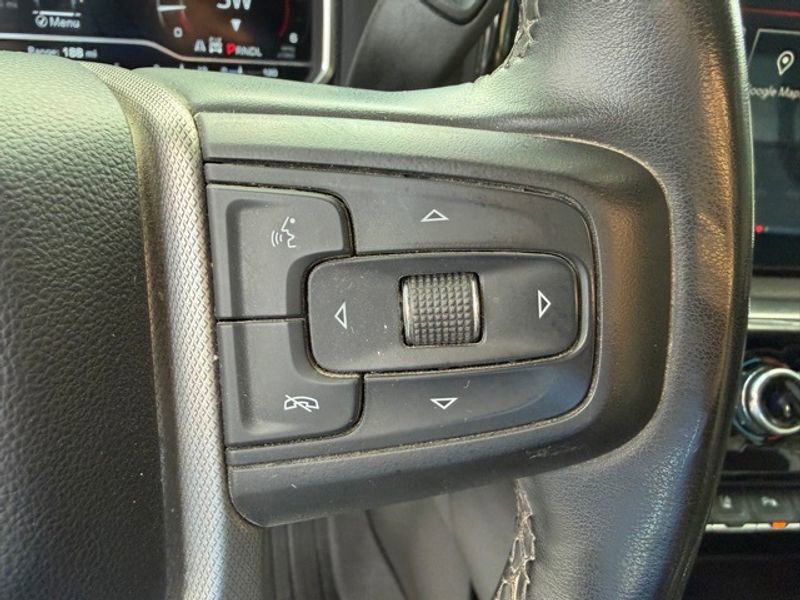 Used 2024 GMC Sierra 3500 Denali w/ Denali Reserve Package image 16