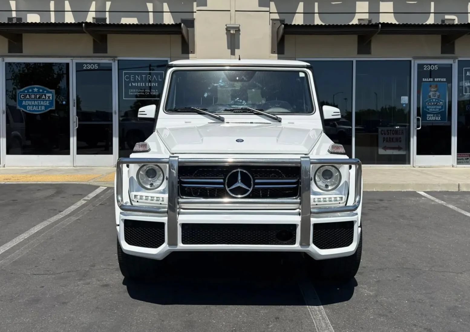Used 2014 Mercedes-Benz G 63 AMG 4MATIC image 2