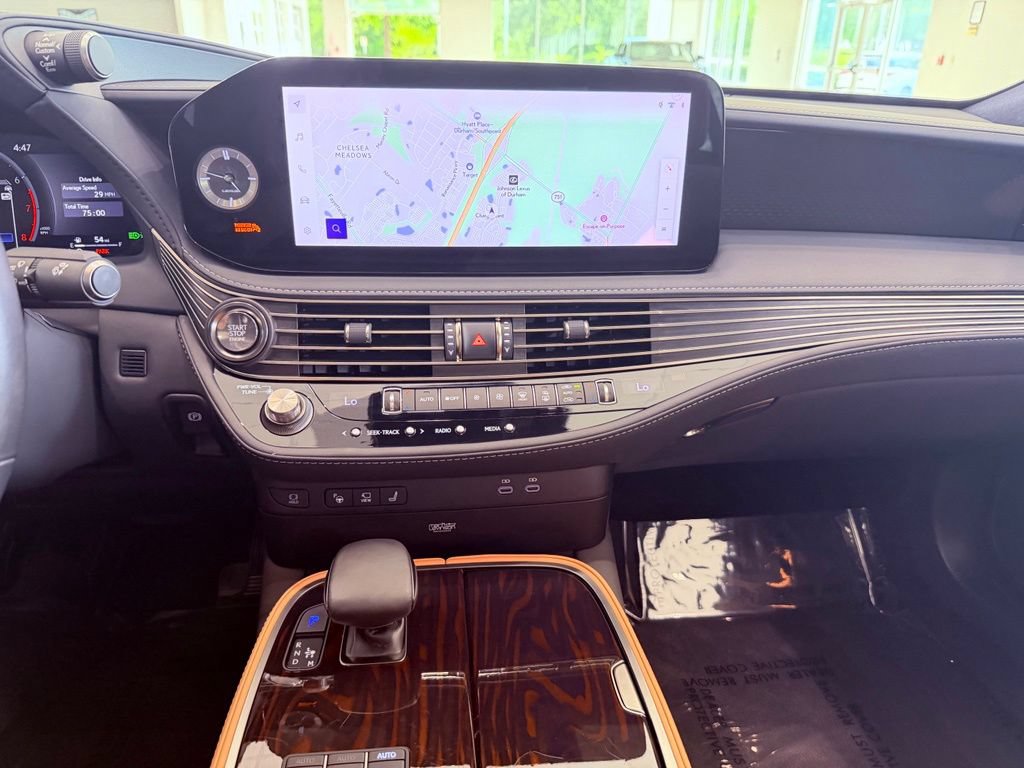 Used 2024 Lexus LS 500 w/ Interior Upgrade Package RWD image 24