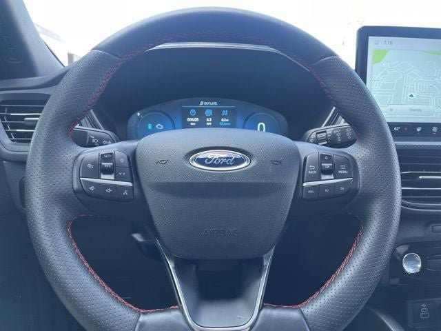 Certified 2025 Ford Escape ST-Line Elite w/ Premium Technology Package image 28