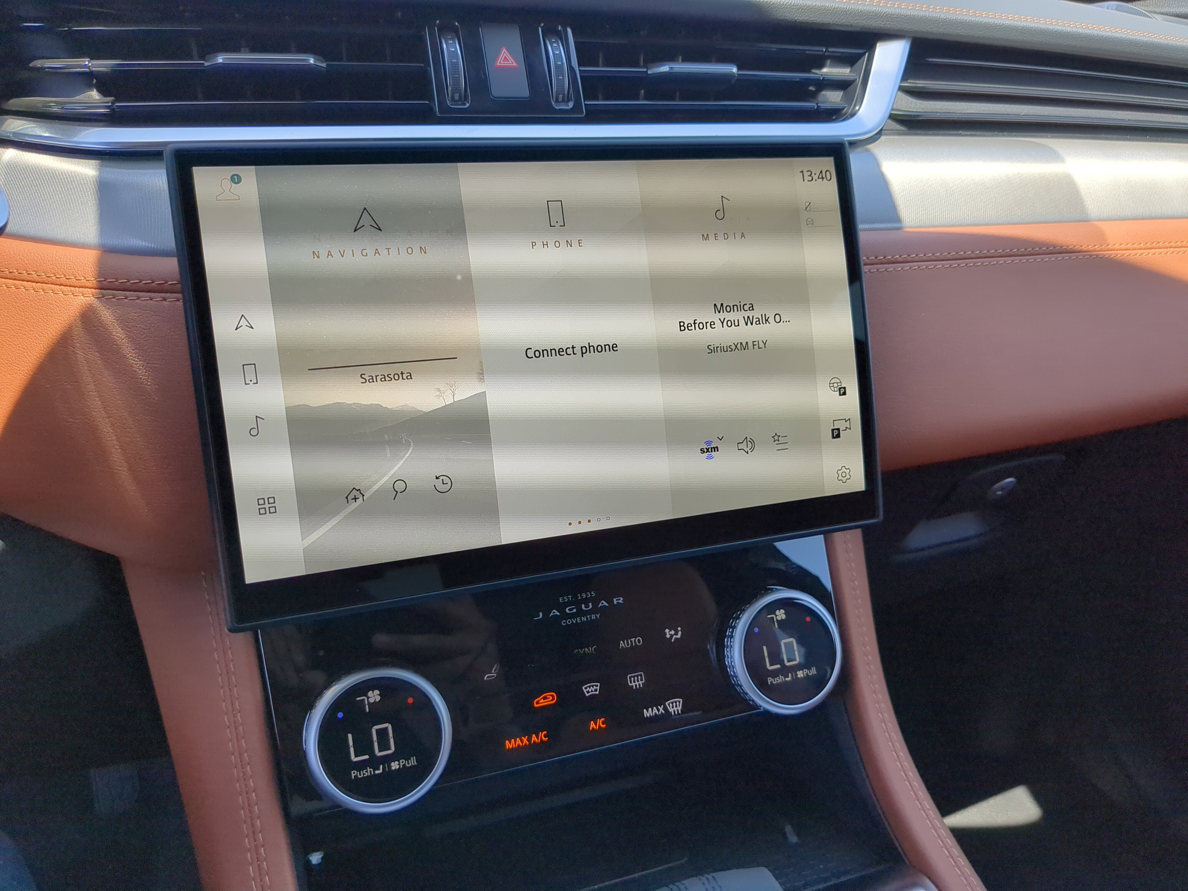 New 2026 Jaguar F-PACE R-Dynamic S image 22