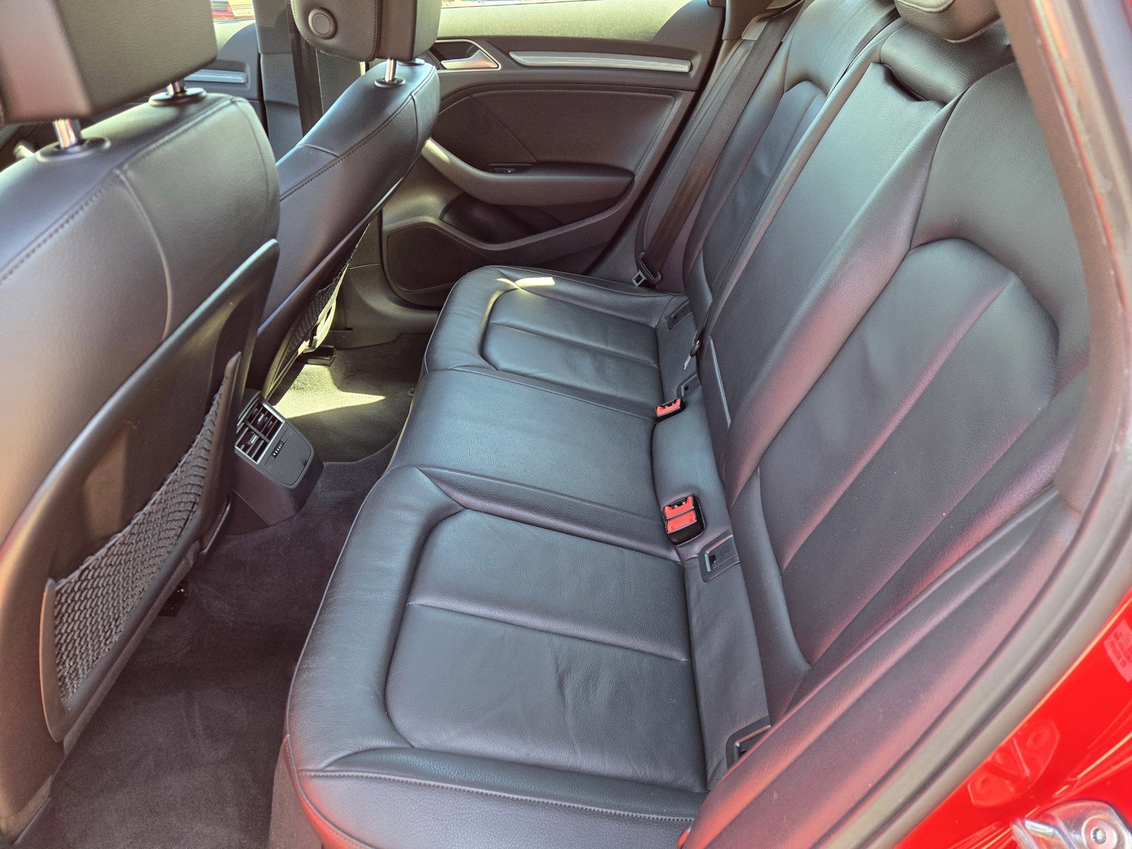 Used 2016 Audi A3 e-tron Premium Plus w/ Premium Plus Package image 12