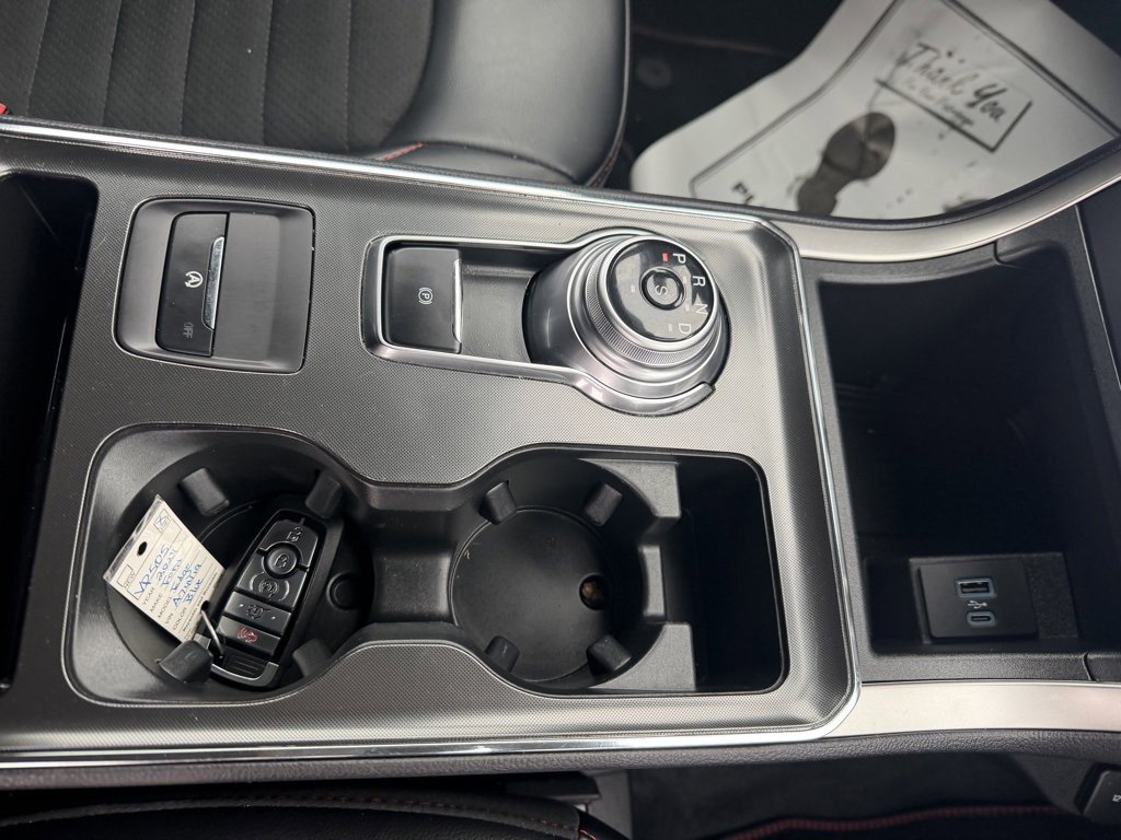 Used 2024 Ford Edge ST-Line image 15