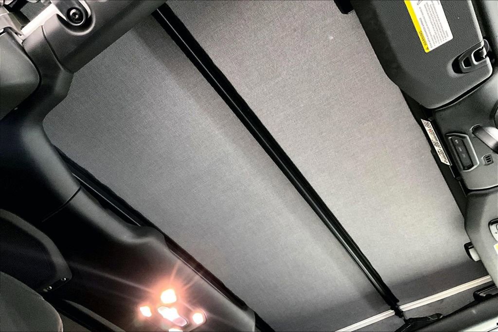 Used 2023 Jeep Wrangler Unlimited Rubicon w/ LED Lighting Group image 20