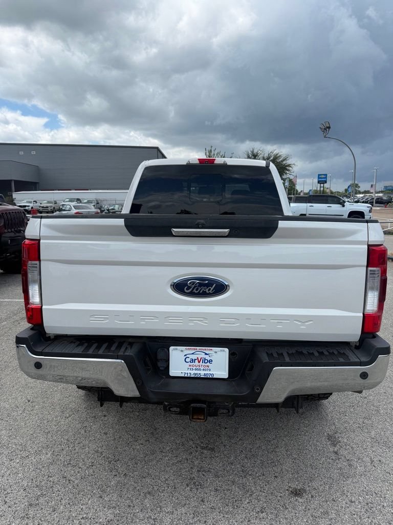 Used 2018 Ford F250 Lariat w/ Lariat Value Package AWD/4WD image 6