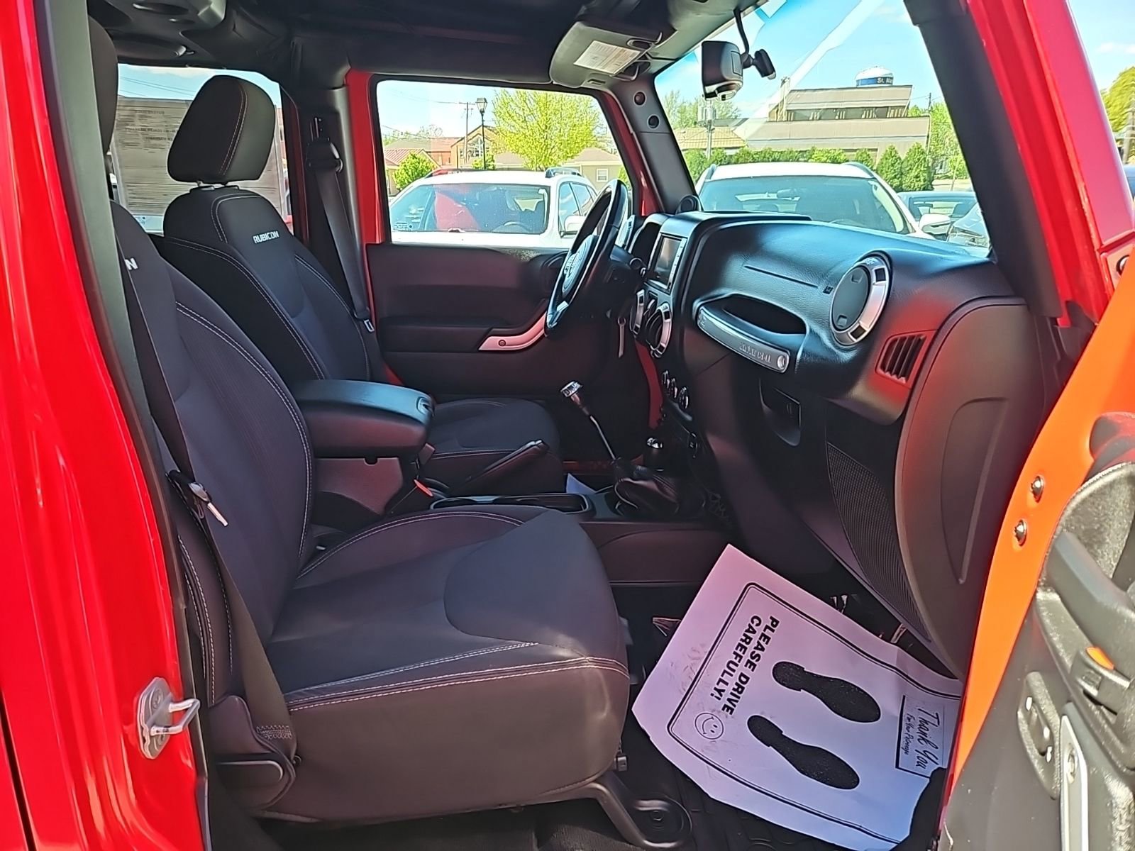 Used 2014 Jeep Wrangler Unlimited Rubicon w/ Connectivity Group AWD/4WD image 21