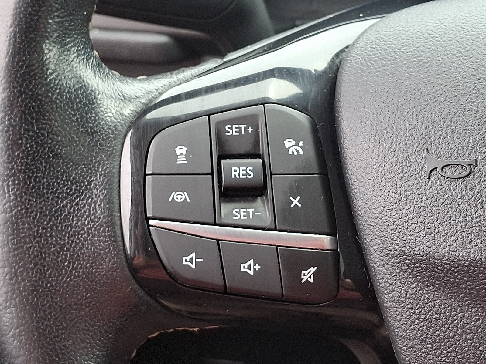 Used 2021 Ford Escape Titanium w/ Titanium Elite Package AWD/4WD image 22