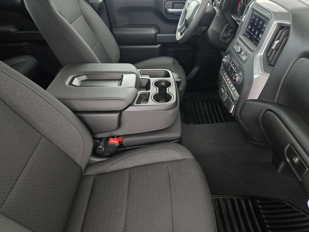 New 2026 Chevrolet Silverado 1500 Custom w/ LPO, Dark Essentials Package RWD image 16