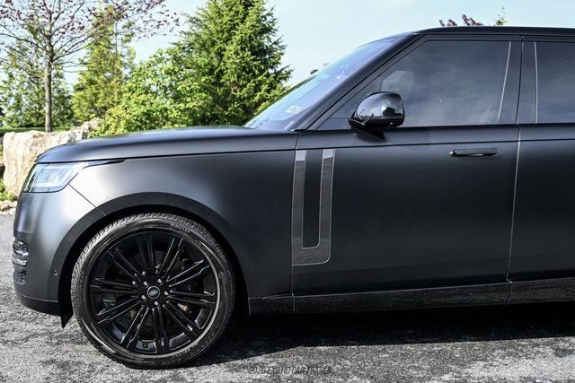 Used 2023 Land Rover Range Rover SE AWD/4WD image 4