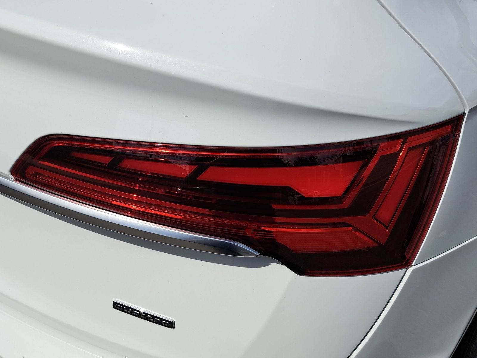 Used 2021 Audi Q5 2.0T Premium w/ Convenience Package image 39