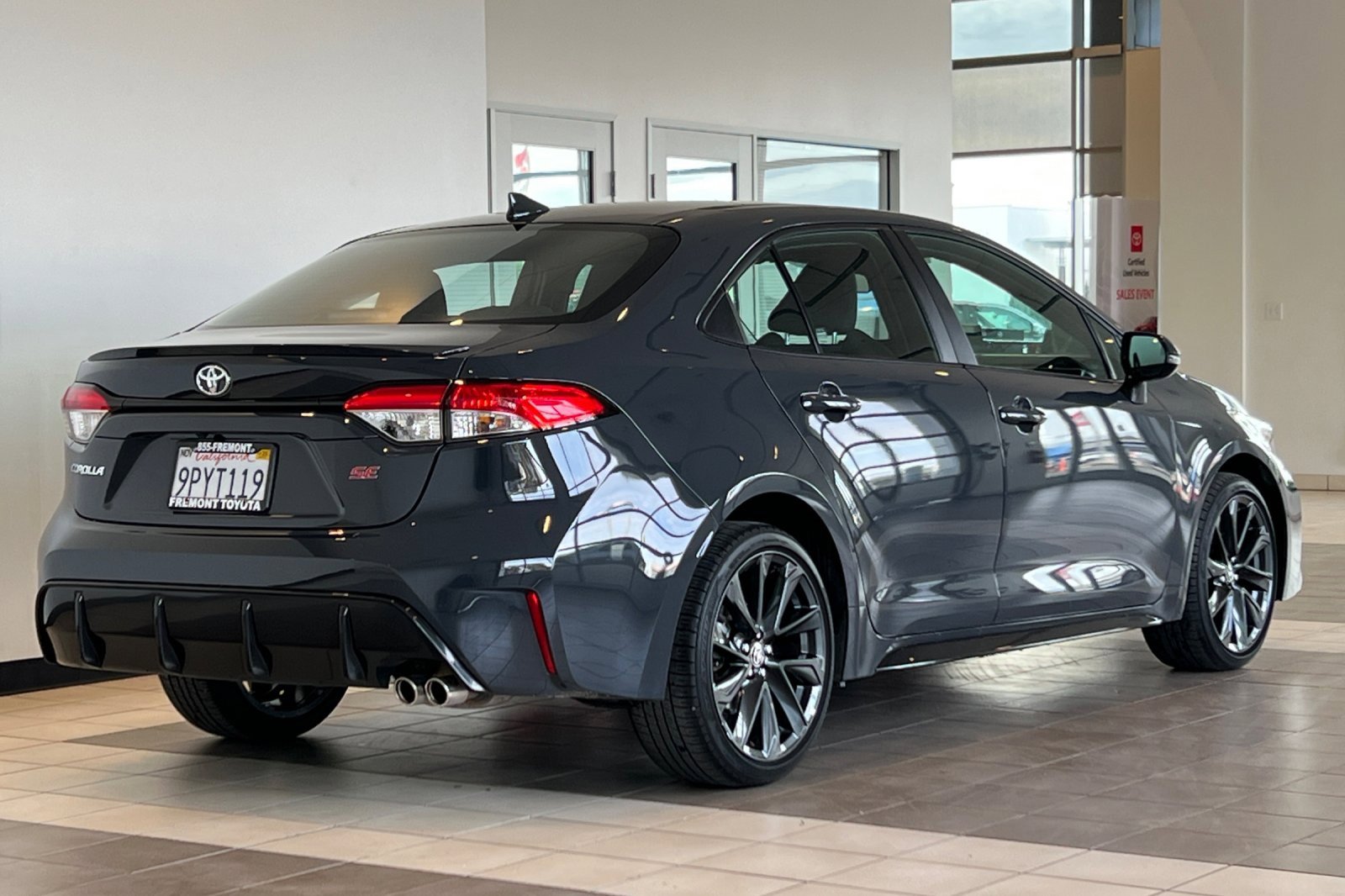Certified 2025 Toyota Corolla SE image 4