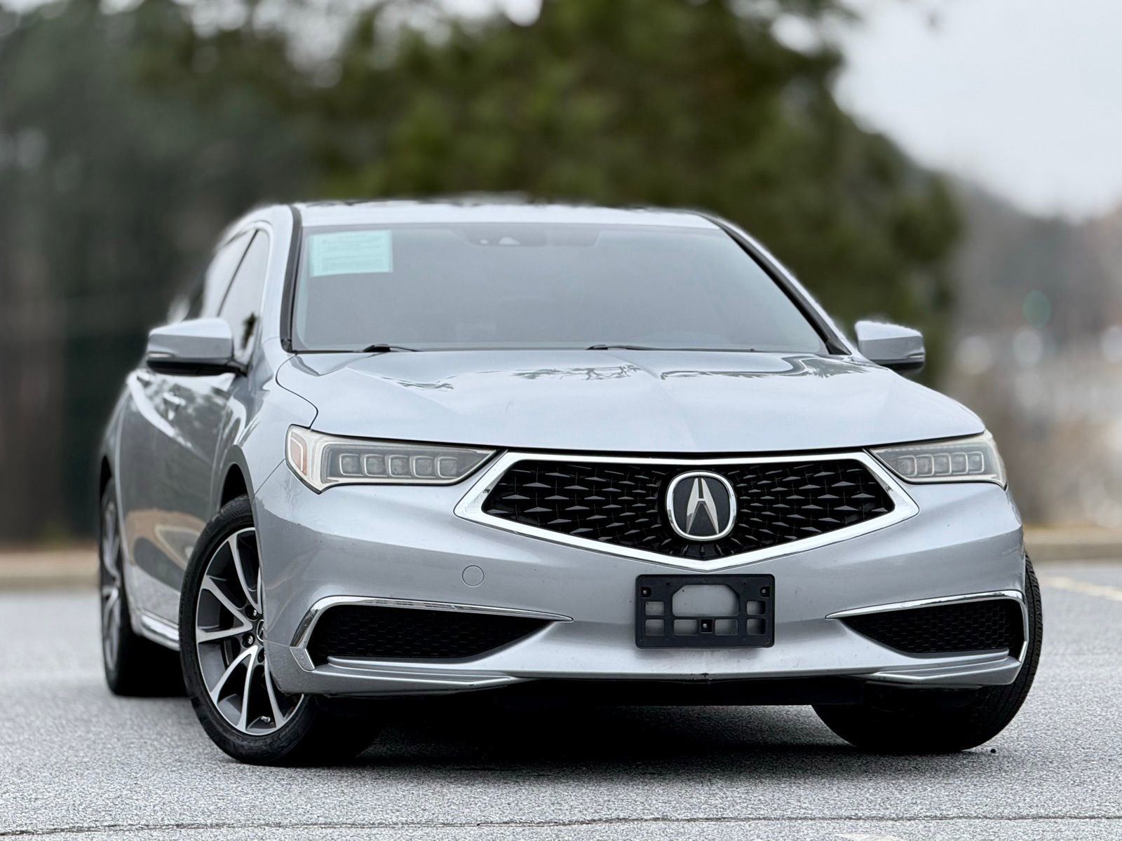 Used 2018 Acura TLX V6 w/ Technology Package image 3