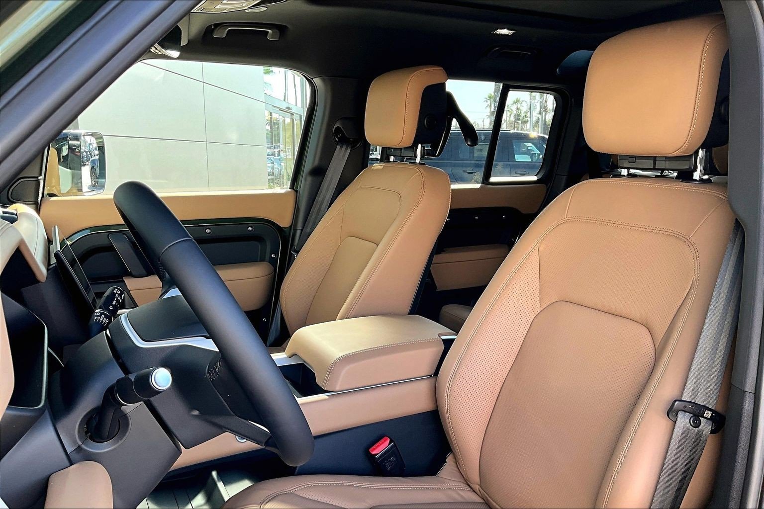 New 2026 Land Rover Defender 110 X-Dynamic SE image 9