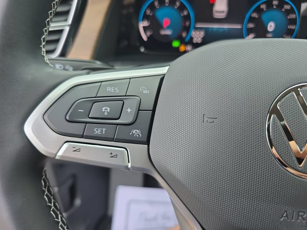 New 2026 Volkswagen Atlas SE FWD image 14
