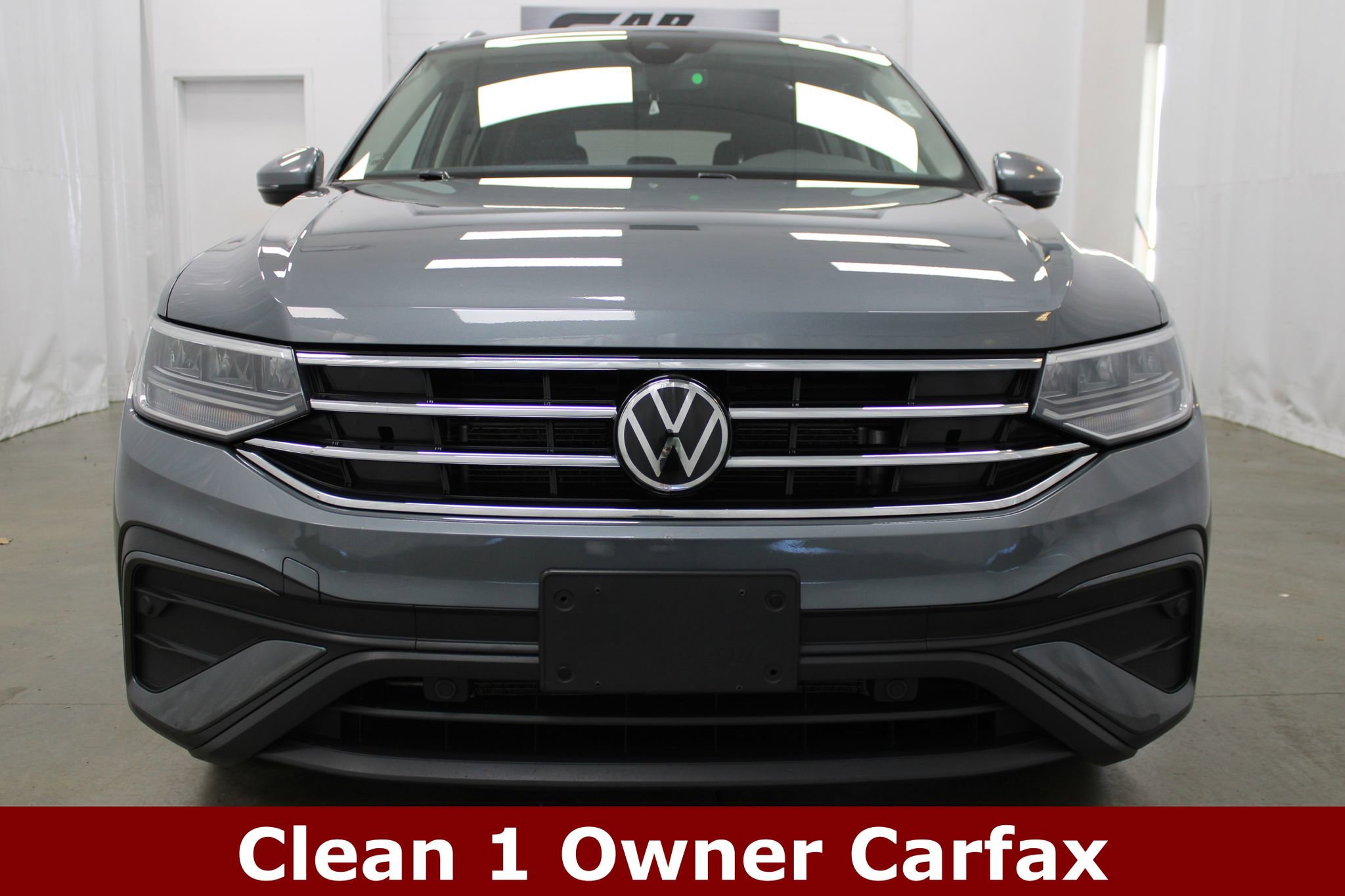 Used 2022 Volkswagen Tiguan SE AWD/4WD image 3