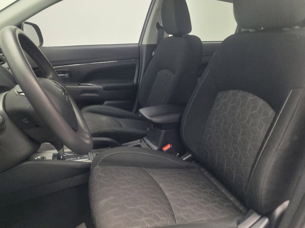 Used 2021 Mitsubishi Outlander Sport LE image 17