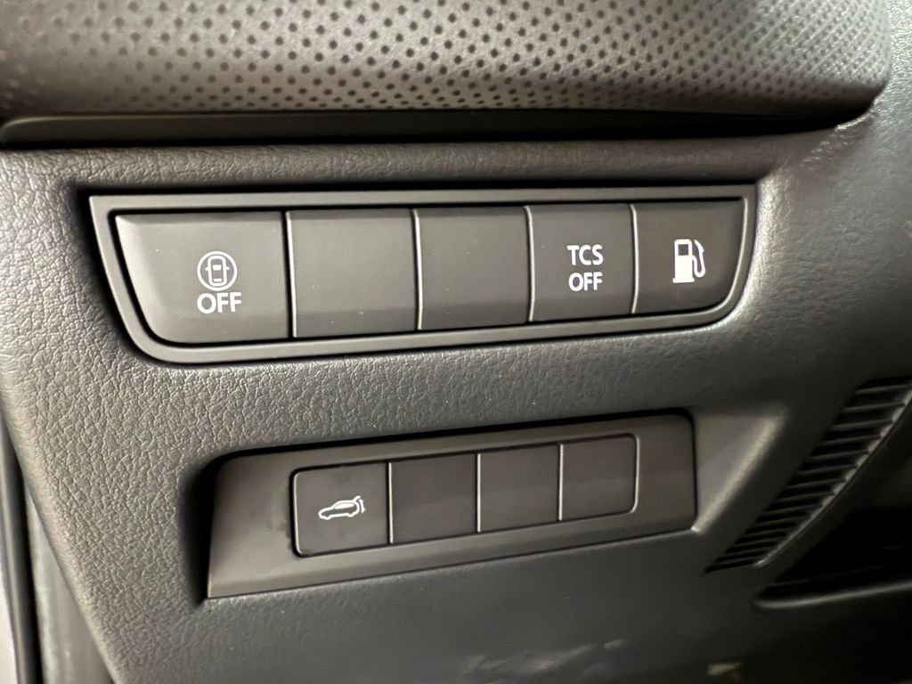 Certified 2025 MAZDA CX-50 2.5 Hybrid w/ Preferred Pkg image 16