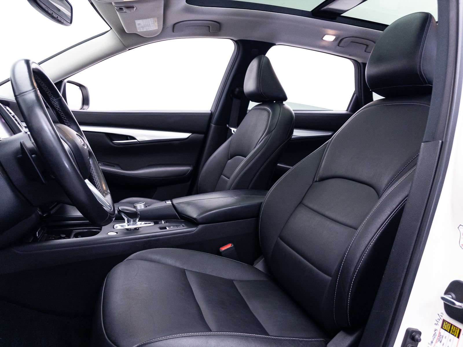 Used 2019 INFINITI QX50 Luxe w/ Cargo Package FWD image 19