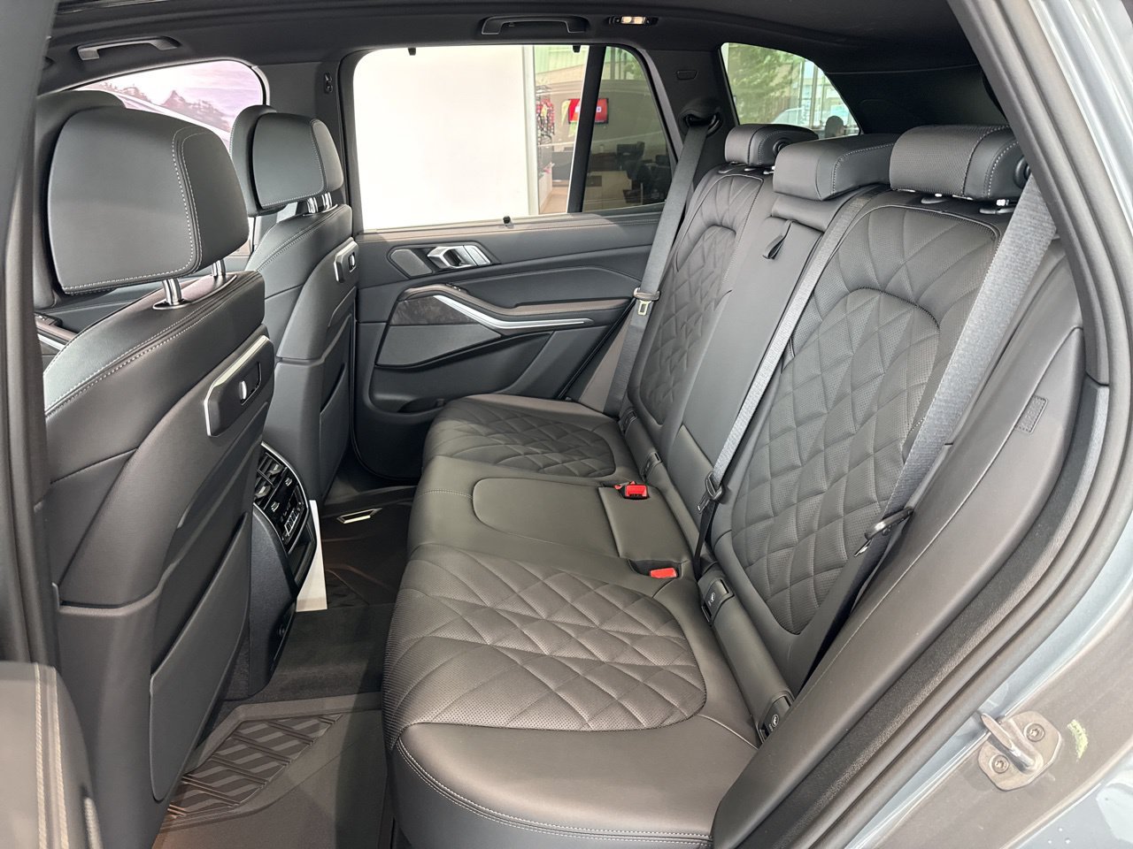 New 2026 BMW X5 xDrive50e w/ Executive Package AWD/4WD image 40