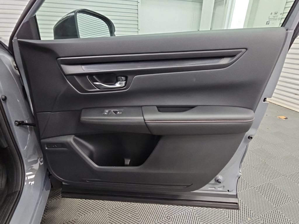 Used 2026 Honda CR-V Sport image 38