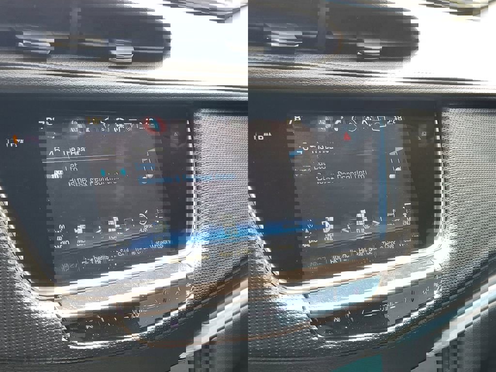 Used 2017 Cadillac XT5 Luxury w/ Driver Awareness Package FWD image 30