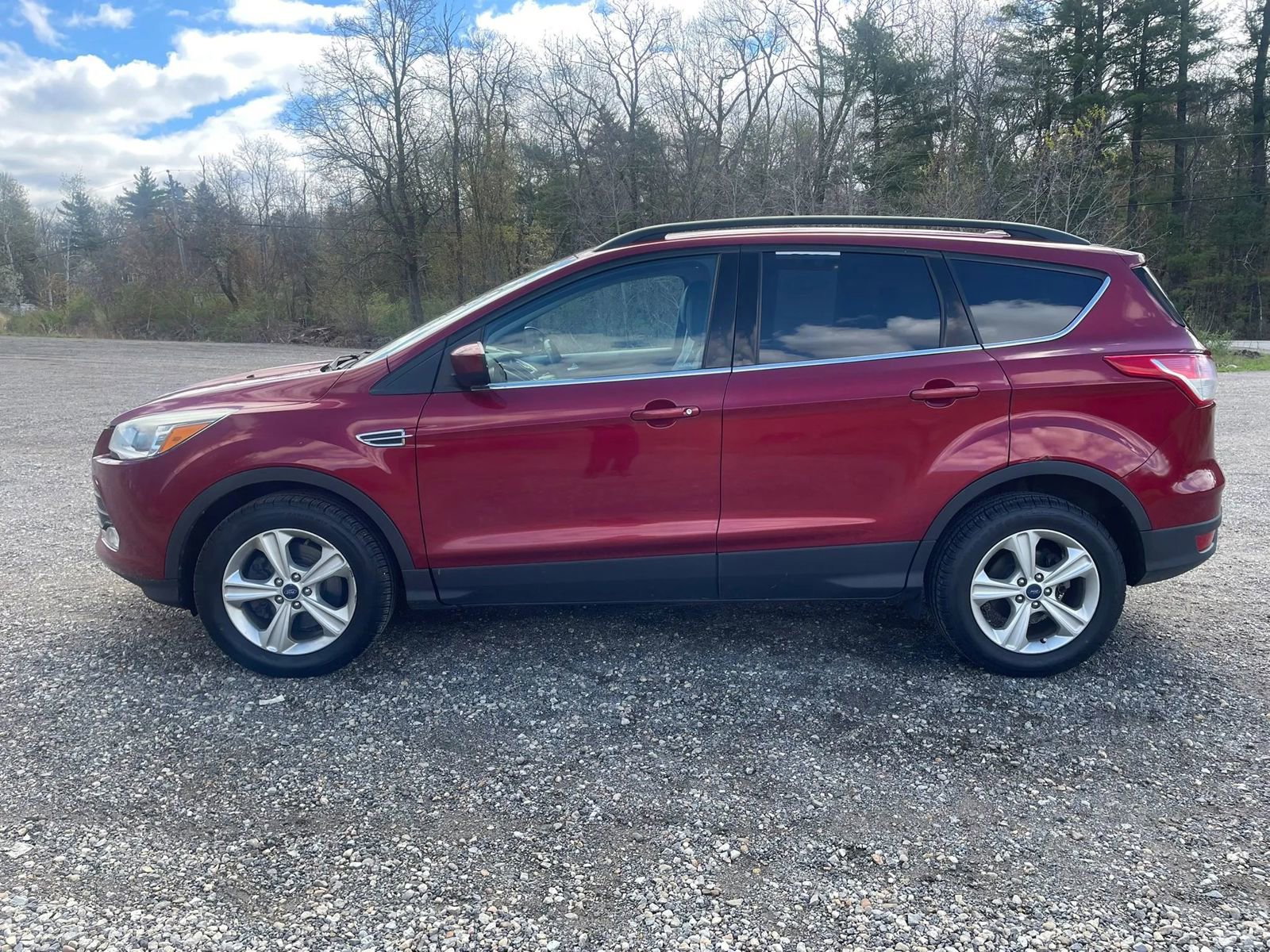 Used 2014 Ford Escape SE w/ Equipment Group 201A AWD/4WD image 3