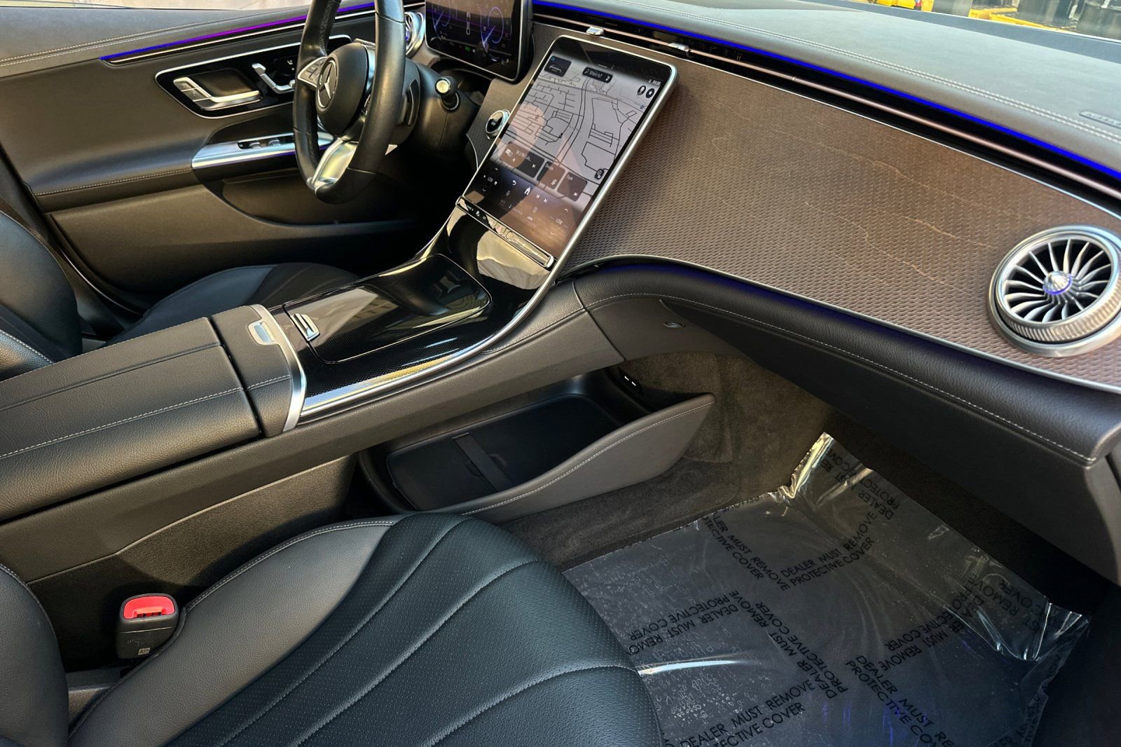 Certified 2023 Mercedes-Benz EQE 350+ 4MATIC Sedan w/ Exclusive Trim Package image 15