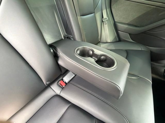 Used 2022 Tesla Model 3 Long Range AWD/4WD image 28
