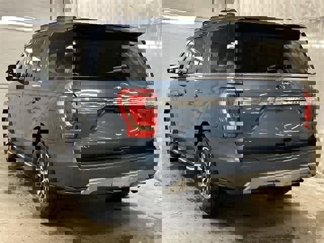 Used 2018 Ford Expedition XLT w/ Equipment Group 202A image 30