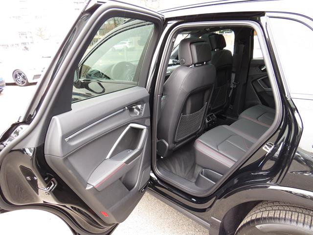 Used 2025 Audi Q3 2.0T Premium Plus image 16