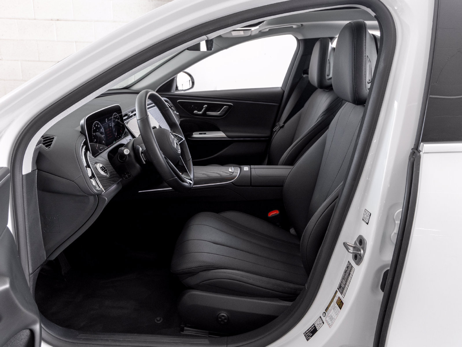 Certified 2026 Mercedes-Benz E 350 4MATIC Sedan image 11