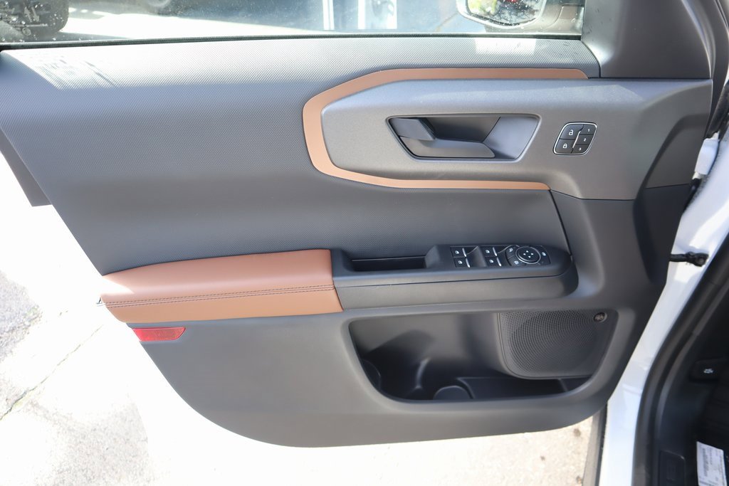 New 2025 Ford Bronco Sport Outer Banks w/ Outer Banks Tech Package+ image 17