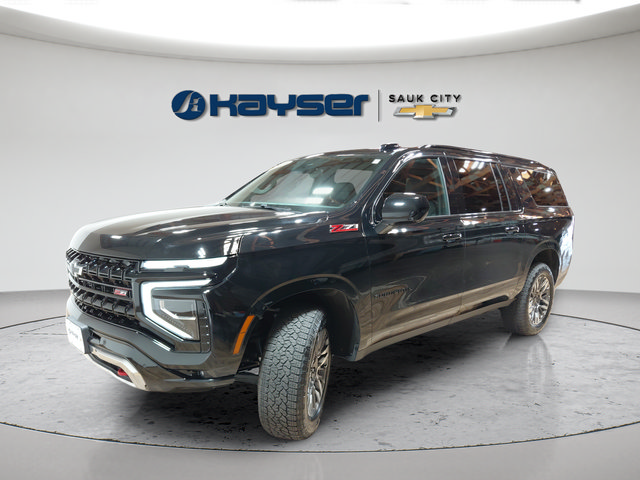 Certified 2025 Chevrolet Suburban Z71 AWD/4WD image 3