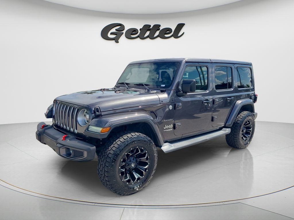 Used 2018 Jeep Wrangler Unlimited Sahara w/ LED Lighting Group AWD/4WD image 1