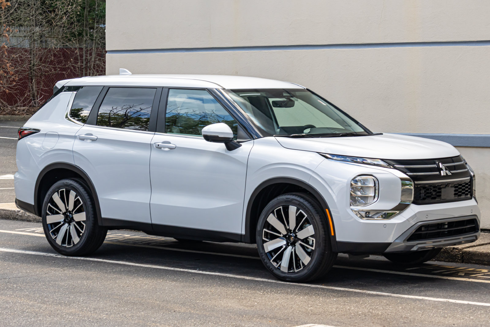 New 2026 Mitsubishi Outlander SE FWD image 13