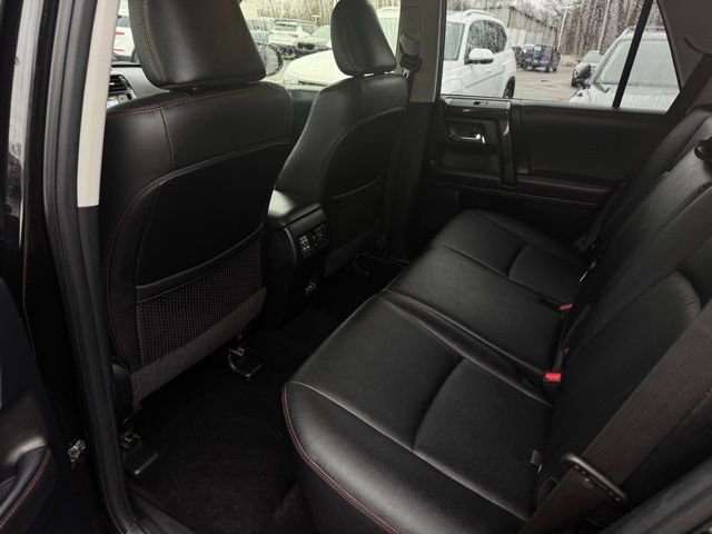 Used 2024 Toyota 4Runner TRD Off-Road Premium image 20