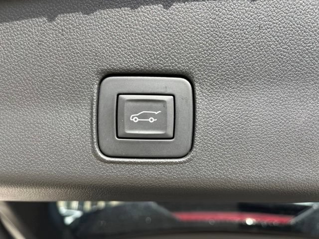 Used 2024 Chevrolet TrailBlazer RS w/ Convenience Package FWD image 7
