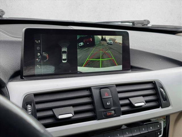 Used 2017 BMW 320i xDrive Sedan image 14