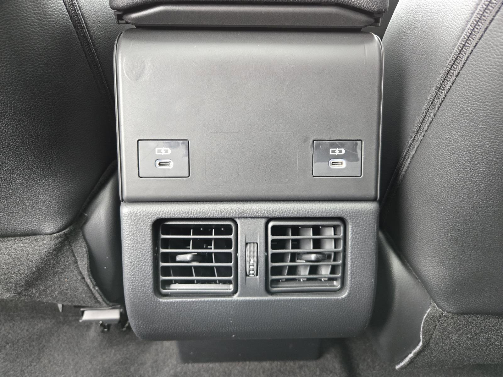 Used 2024 Toyota bZ4X FWD image 25