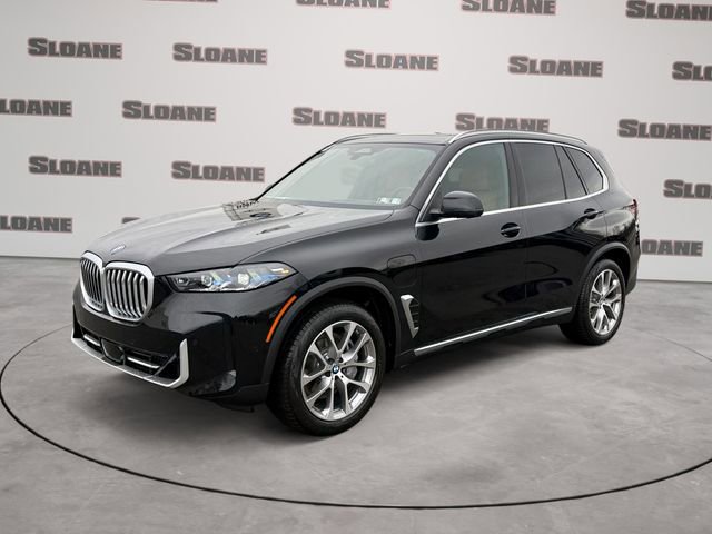 New 2026 BMW X5 xDrive50e w/ Climate Comfort Package AWD/4WD image 1