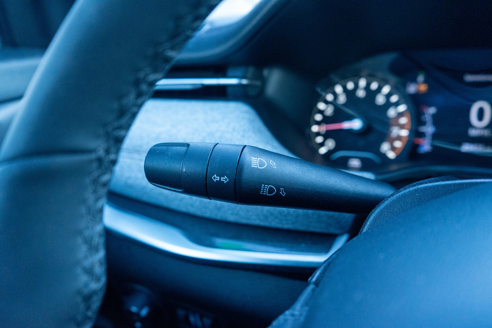 Used 2023 Jeep Compass Latitude image 24