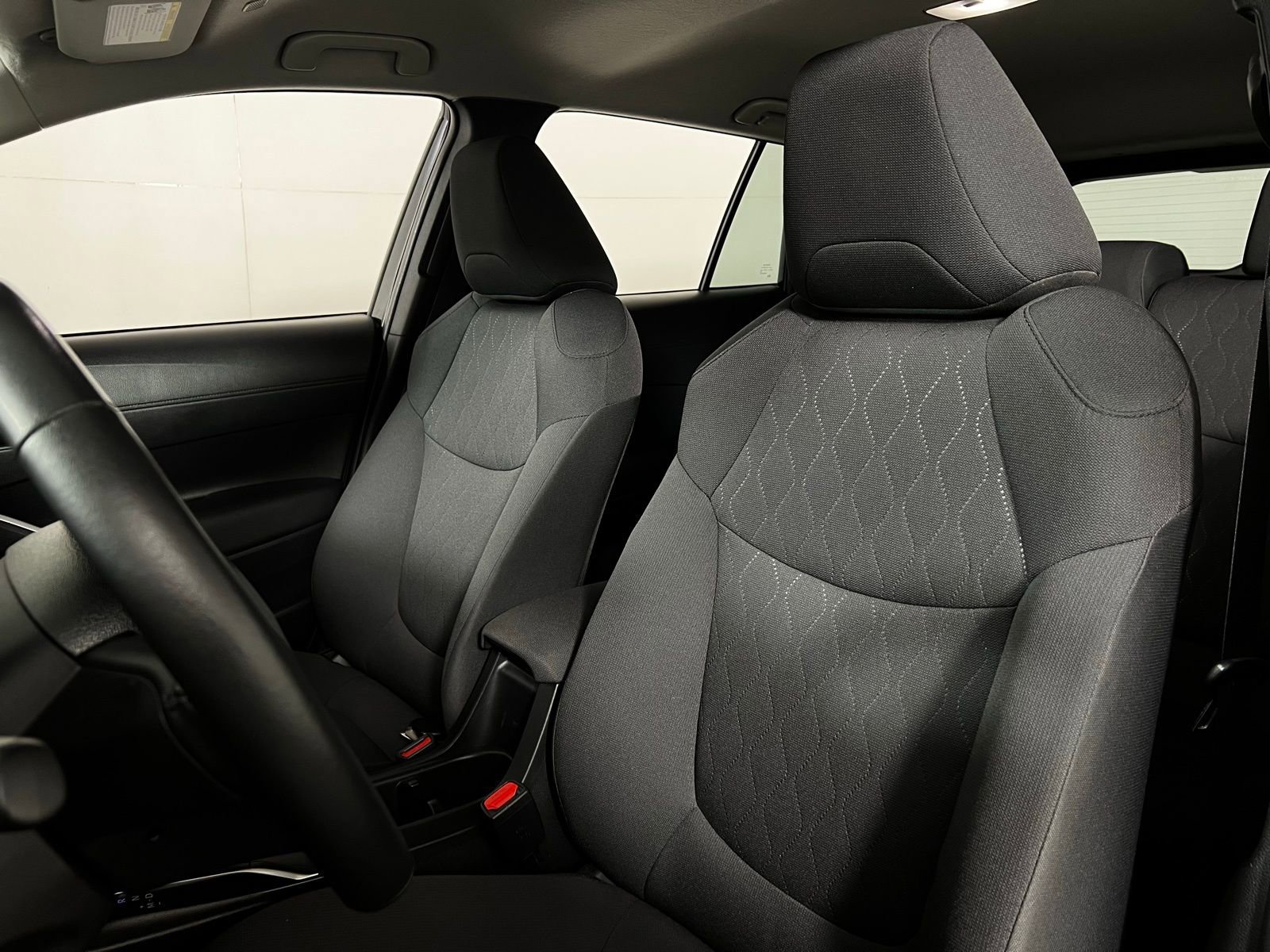 Certified 2025 Toyota Corolla Cross LE image 13