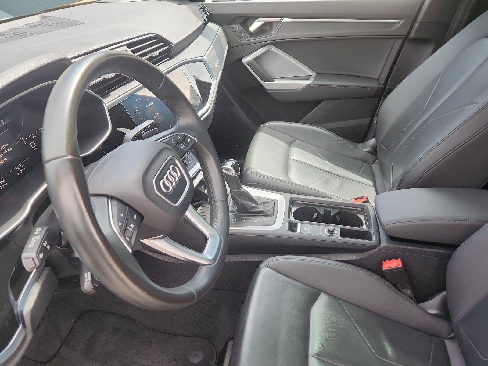 Used 2024 Audi Q3 2.0T Premium Plus w/ Premium Plus Package image 5