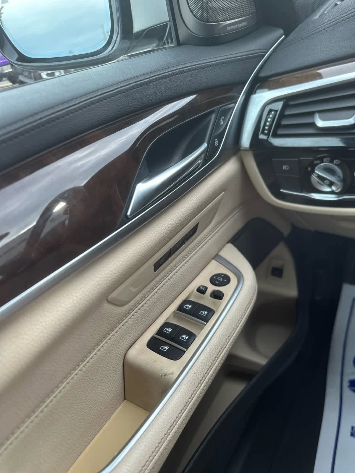 Used 2018 BMW 640i Gran Turismo xDrive image 17